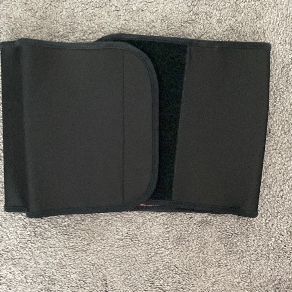 Belly bandit belt size small